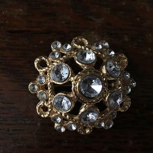 Brooch
